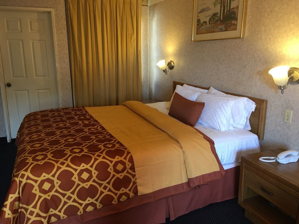 Executive Suites Inn Westminster Εξωτερικό φωτογραφία